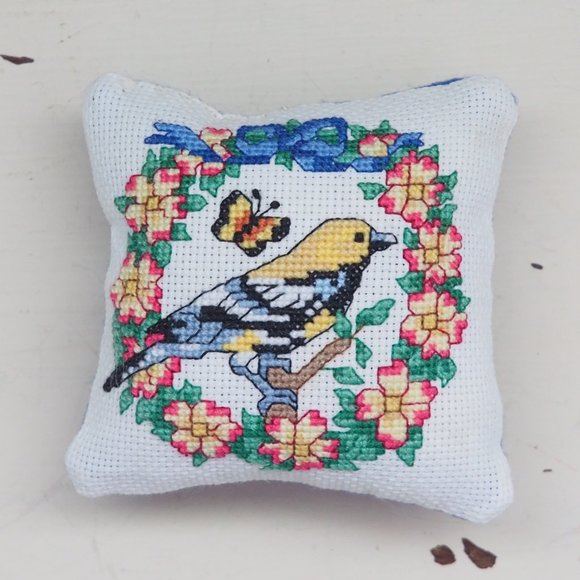 Handmade Goldfinch Cross-Stitch Pincushion - Picture 6 of 8